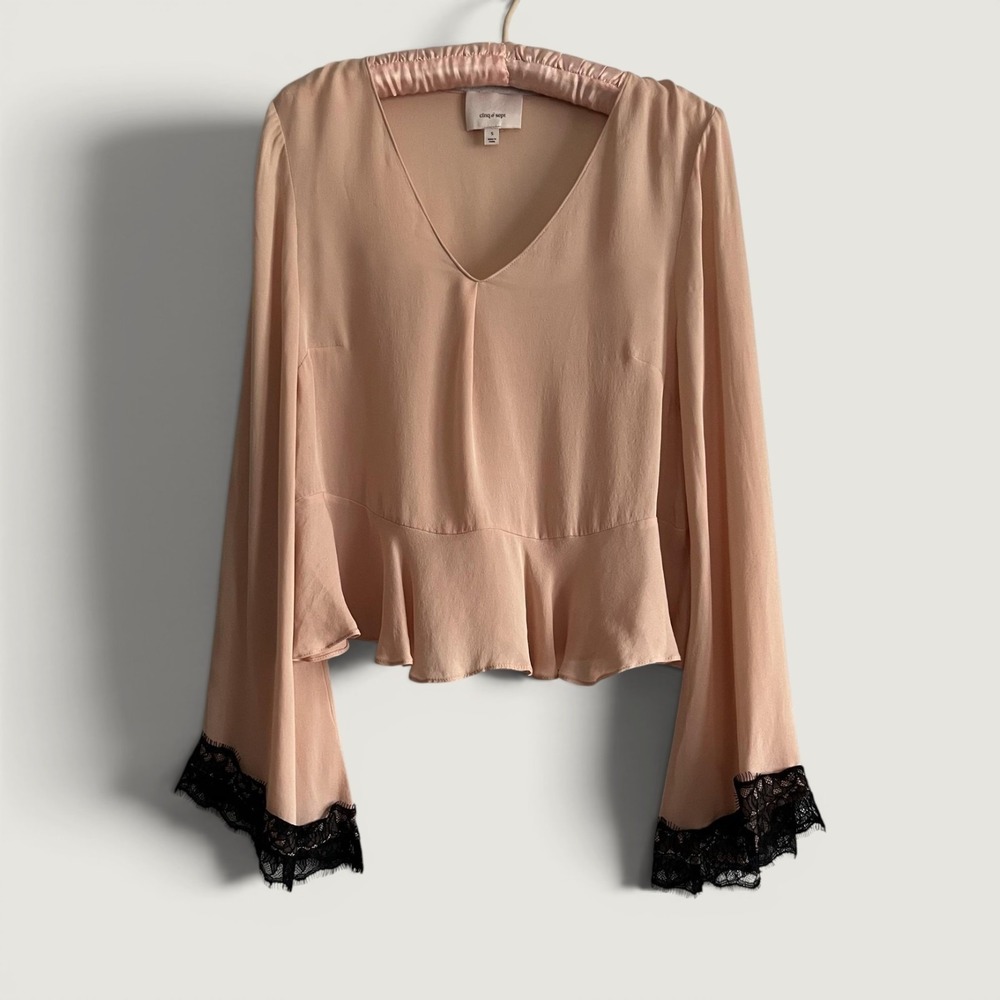Cinq À Sept Blouse Womens Small Pink Silk V Neck Bell Sleeve Lace Ruffle Top